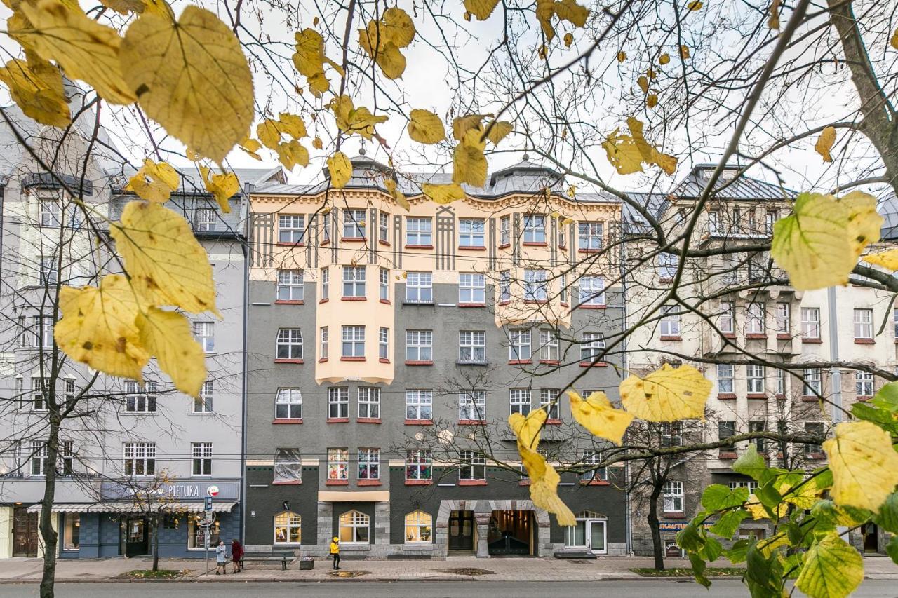 Cozy Flat. Art Nouveau Building, Near The City Center Riga Exteriör bild
