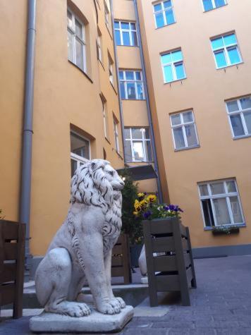 Cozy Flat. Art Nouveau Building, Near The City Center Riga Exteriör bild